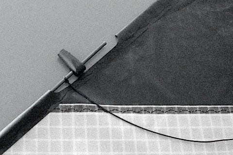 Pushing the carbon spar into the leading edge pocket